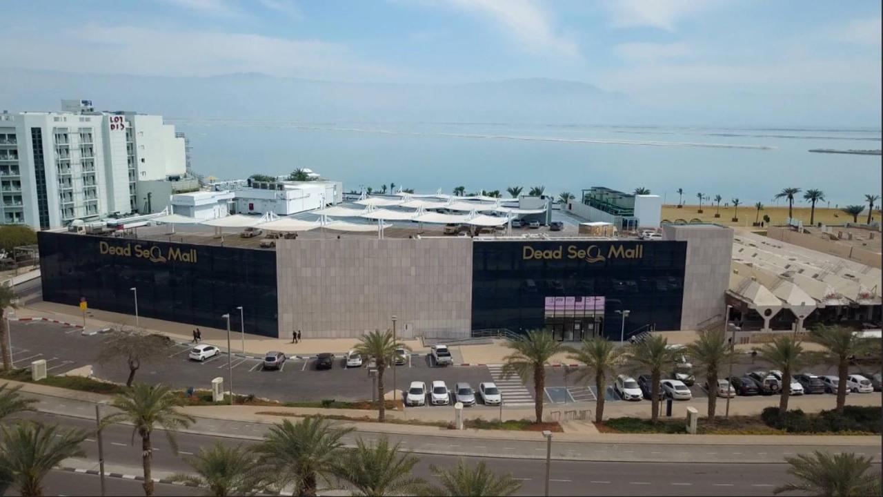 Oasis Dead Sea Hotel Ein Bokek Buitenkant foto